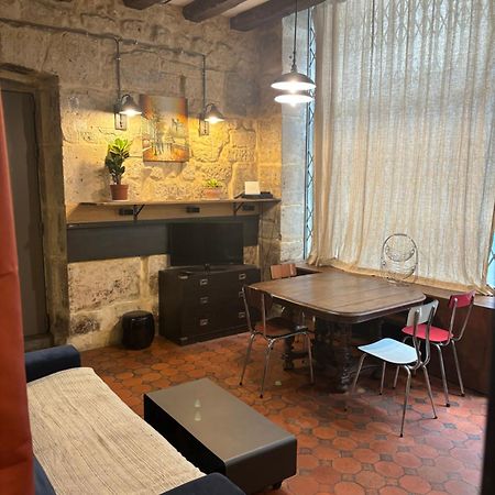 Apartament Proche Notre Dame De Paryż Zewnętrze zdjęcie