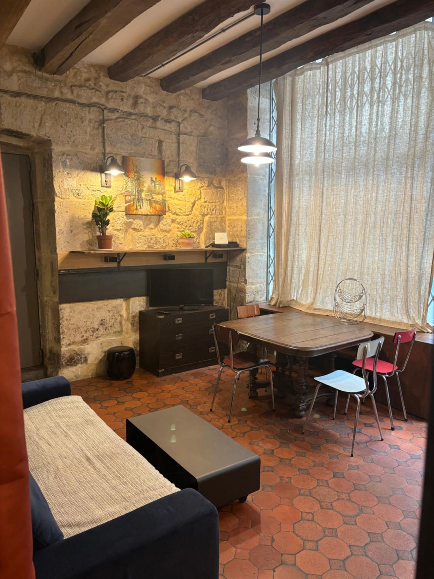 Apartament Proche Notre Dame De Paryż Zewnętrze zdjęcie